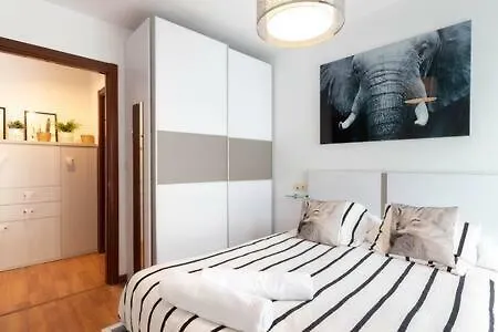 아파트 Barakaldo - Bec With Parking By Aston Rentals 바라칼도